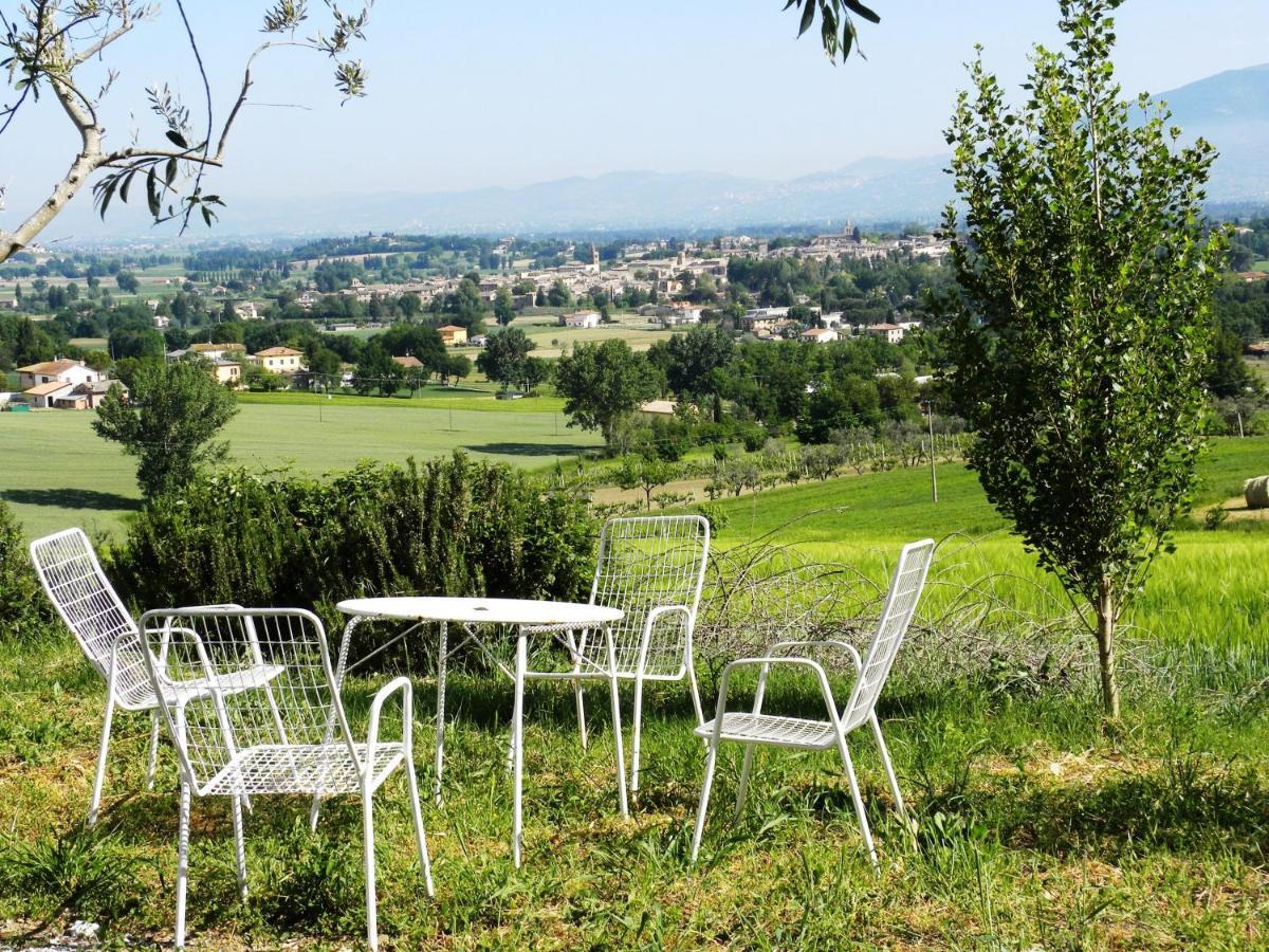 Appartamenti Verde Collina Umbra Беванья Экстерьер фото